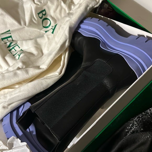 Bottega Veneta Shoes - I’m selling my bottega boots only wore 1 time looks brand new
